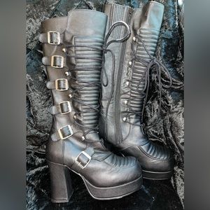 Demonia Gothika-200 Boots